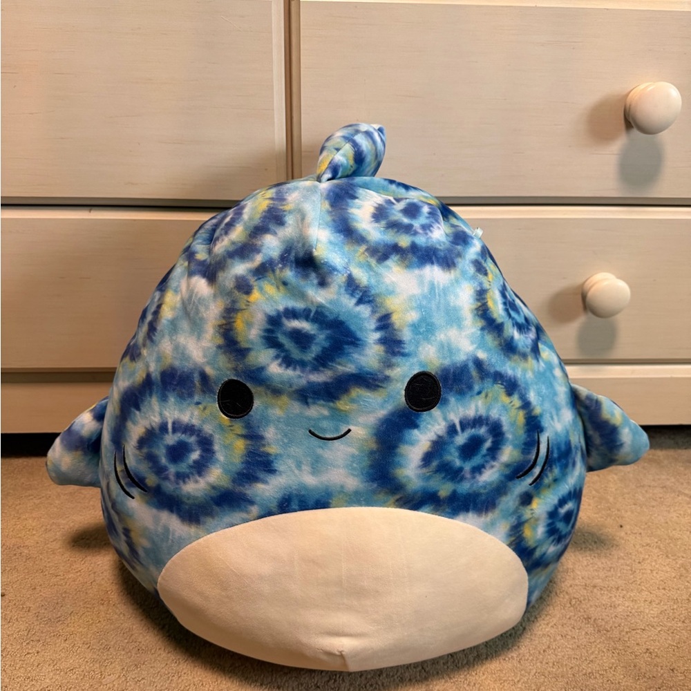 Kelly Toys Squishmallows 18 IN Luther the Shark Tie Dye